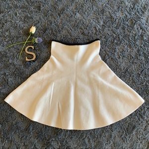 NWT Zara white knit skirts size M